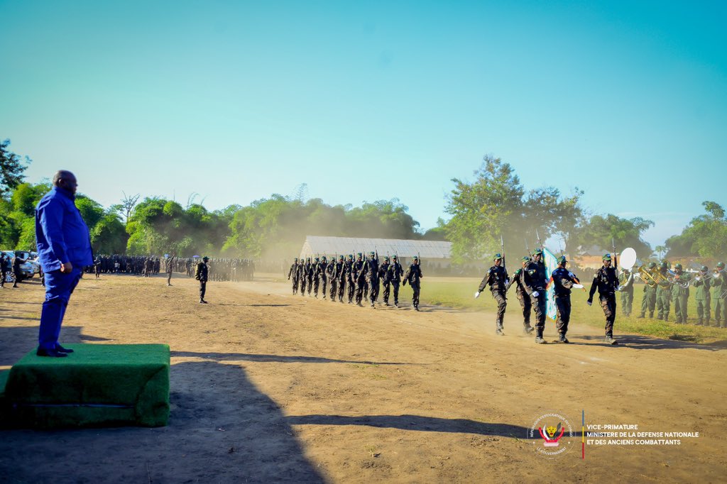 CpcGrand26786's tweet photo. CPC GRAND KATANGA : 
Au nom du commandant suprême, Félix Antoine TSHISEKEDI, ce 22 avril 2024, une cérémonie marquant la fin de formation de la 31ème brigade de réaction à eut lieu au centre d'entraînement de Kindu, sous la présidence du VPM JP MBEMBA @Presidence_RDC @fatshi13 https://t.co/HF8DqF3f8U