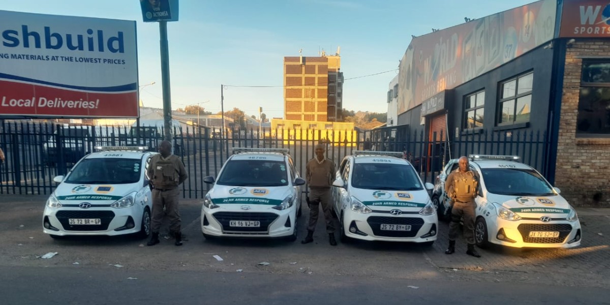 Making safety visible! Fidelity ADT West Rand is out, ensuring your peace of mind.

#FidelityADT #WestRand #Gauteng #keepingwatch #visibility #teamwork #peaceofmind #alwaysthereforyou #keepingyousafe #securingyourassets #safetyfirst #FidelityServicesGroup #WeAreFidelity