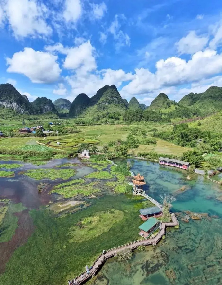 ⛳️Step into the Goose Spring Scenic Area in Jingxi, Guangxi, and feel the charm of nature.
走進廣西靖西鵝泉風景區，感受大自然的魅力。
#大美中国