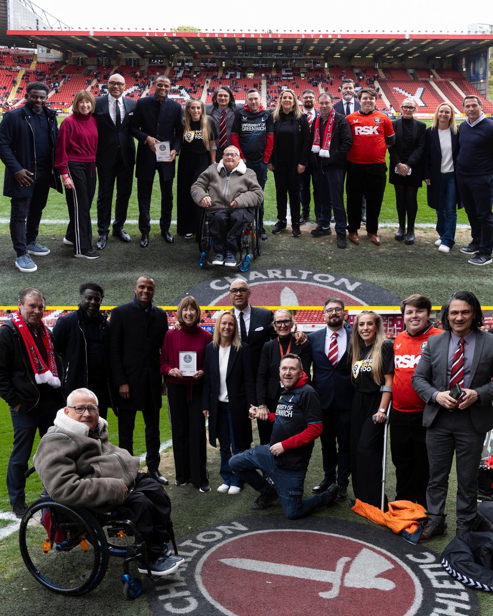 PFA CEO @Maheta_Molango and our Director of Wellbeing, former Charlton player Dr Michael Bennett, were in attendance at The Valley this weekend. 🤝 They presented the club their EFL bronze and silver awards, recognising its on-going commitment to embedding Equality, Diversity…