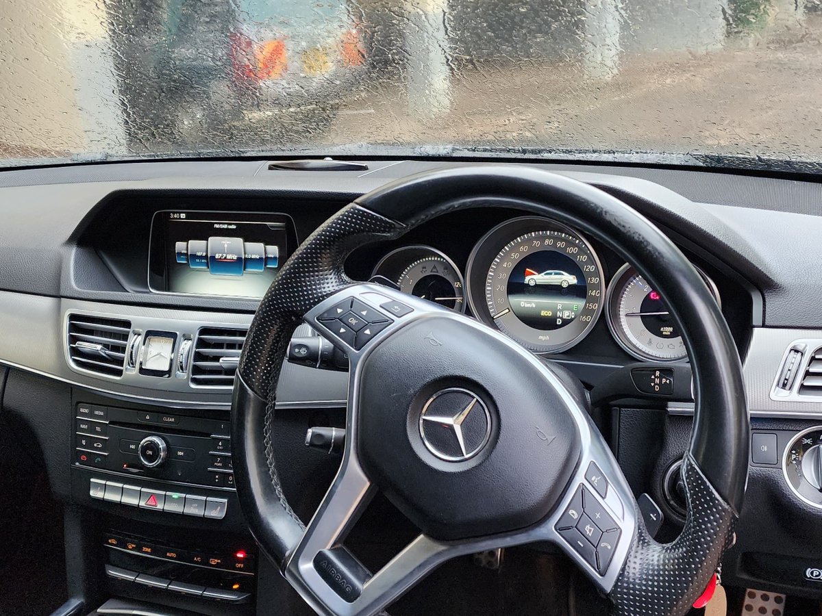 carhoot_app's tweet photo. This 2016 Mercedes-Benz E220d could be yours for just 3.2 million.

#CarhootApp #SellOnBehalf https://t.co/bG6nsV07wi