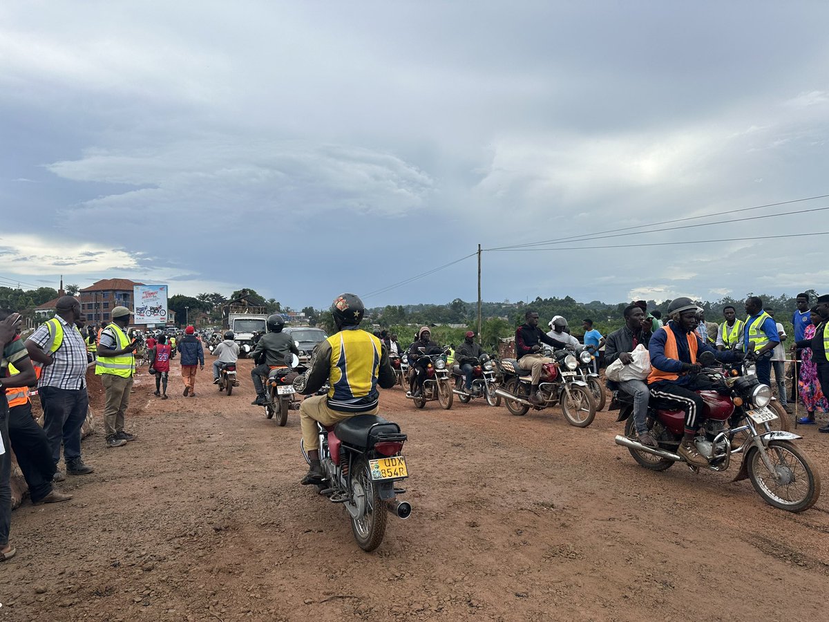 Kiwedde! Kampala —Masaka highway is now fully open to traffic!! #UNRAworks @UNRA_UG