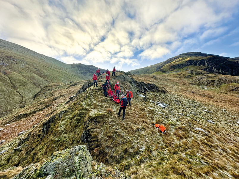 In Mays issue Sally Seed talks to two of @PenrithMRT's newest recruits. Follow the link below to order your issue⬇️ shop.dalesman.co.uk/cumbria-and-la… #mountain #mountains #Rescue #rescueoperation @AzMtnRescue