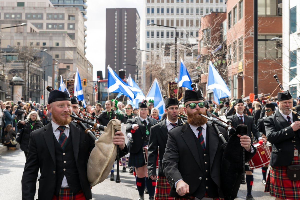 Last week, the SAS was pleased to present a cheque to the Black Watch Association Pipes and Drums of Montreal (BWAPD). 

The BWAPD helps preserve and celebrate Scottish traditions while fostering community and pride. 

bwapd.com