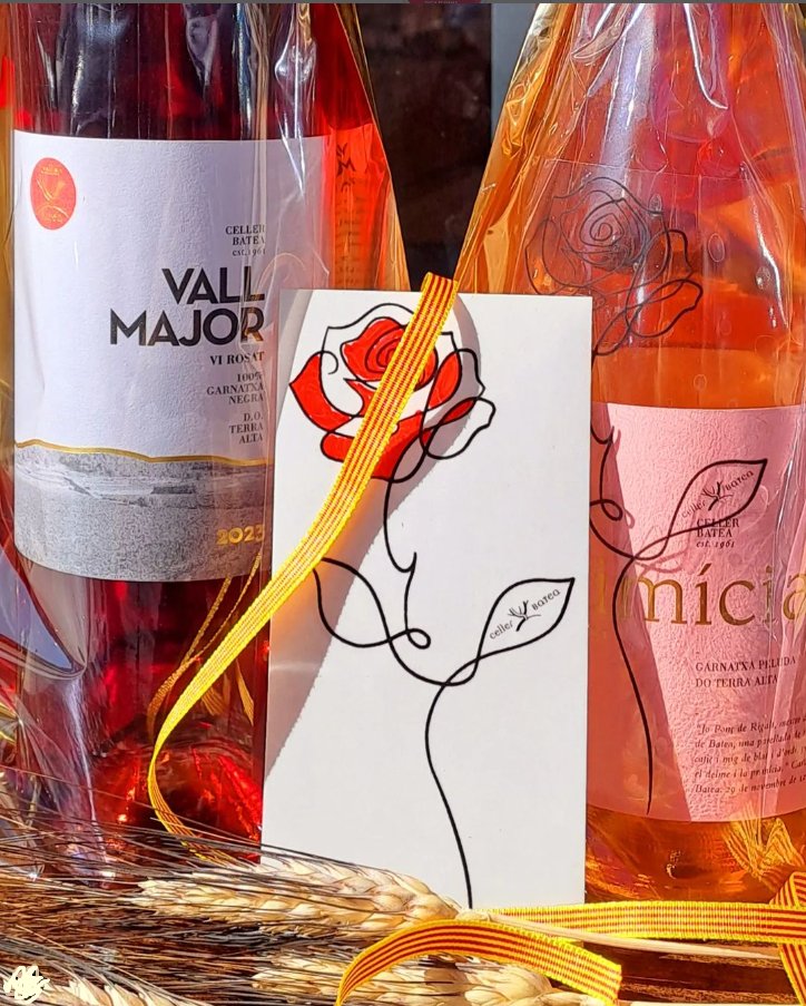 Per un Sant Jordi on et beus la rosa🍷🌹
Gaudiu de la diada amb una copa de vi!
Edició especial i limitada! No us quedeu sense la vostra rosa de vi 🌹🍾
#feliçdiada #santjordi #rosadevi #doterraalta #fansdoterraalta #garnatxapeluda #vallmajor #winelovers #terraalta