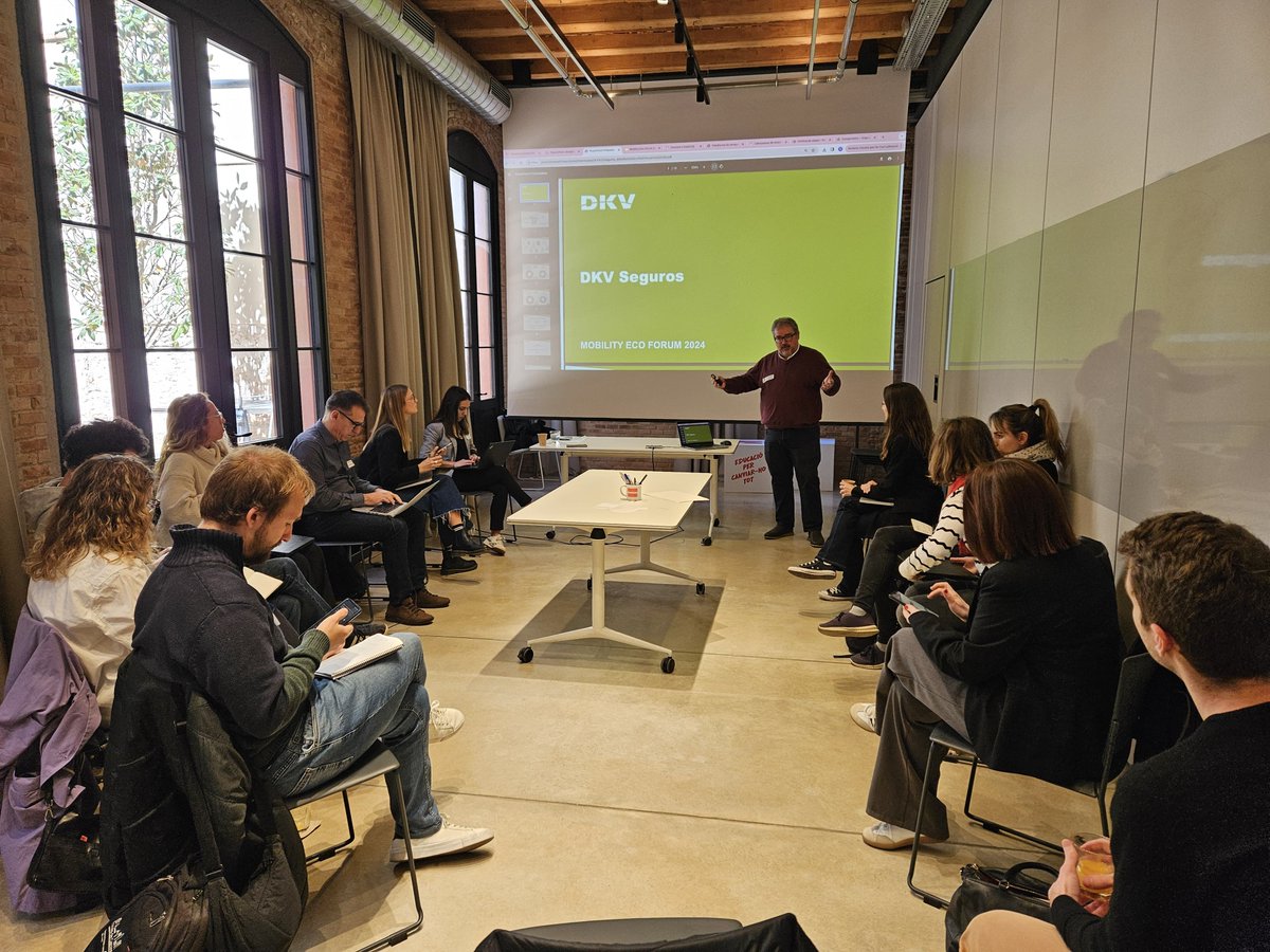 ecounion's tweet photo. ¡El #MobilityEcoForum 2024 fue un éxito! 🌍🚉

🌱Durante el taller demostramos que la transición hacia una movilidad + sostenible es posible y rentable, y que implementar una política de viajes sostenible puede convertir a orgs y empresas en verdaderos agentes de cambio positivo. https://t.co/5vQGtz6kYm