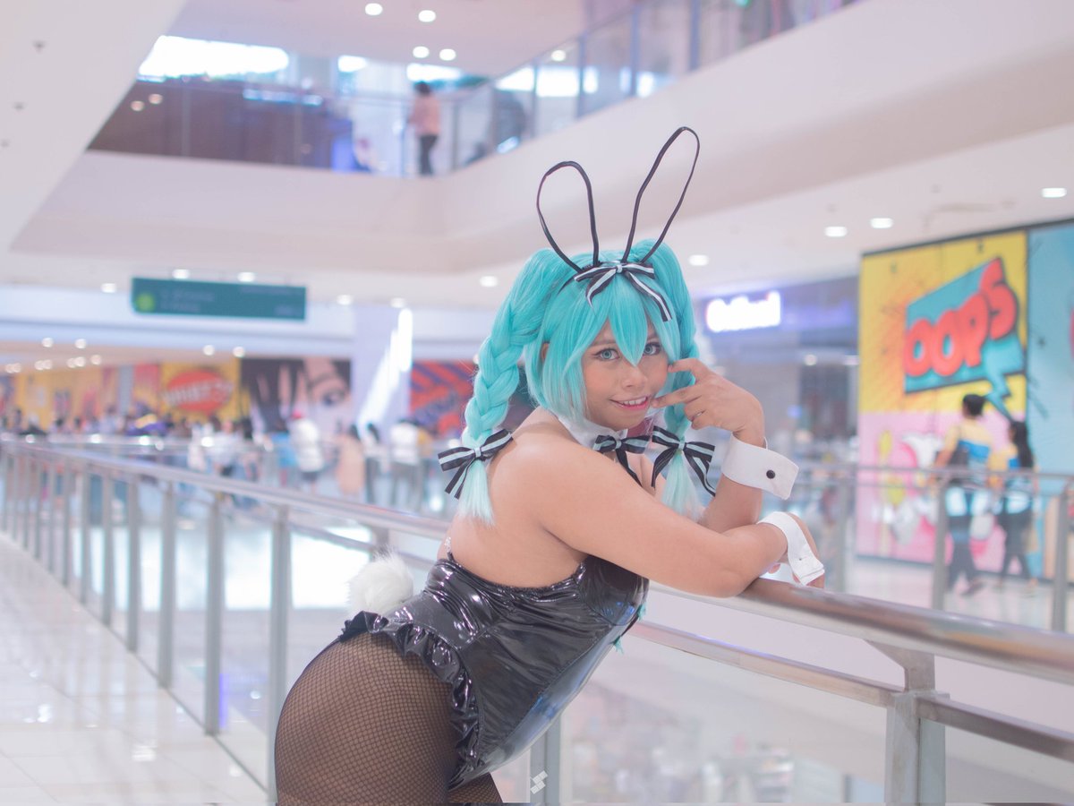 himiko_weiwei's tweet photo. Hatsune Miku BiCute Bunnies @rurudo_ 💖💖
Photo credit to @sylproject365 ✨ https://t.co/01xCa3G20e