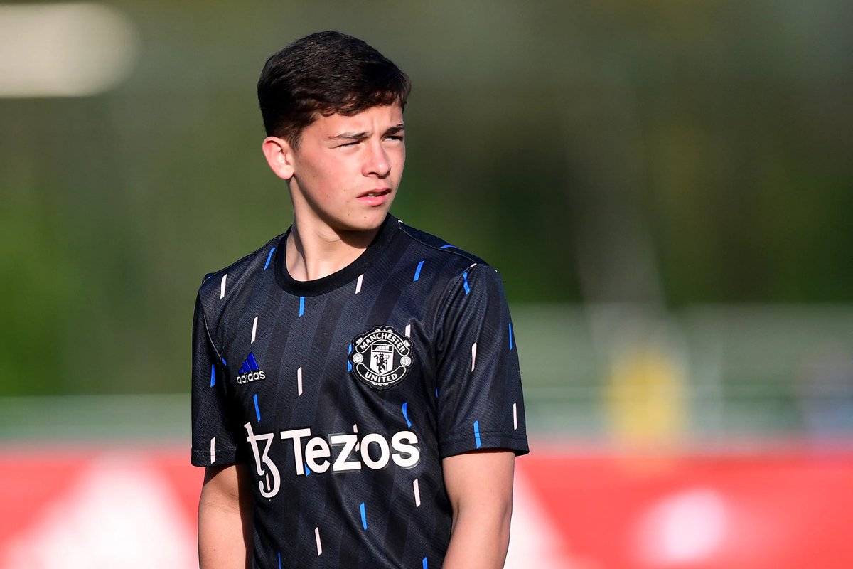 mufcMPB's tweet photo. 🚨 BREAKING:

17-year-old Shea Lacey is pencilled in for his Manchester United first-team debut in the run-in! #MUFC [@reluctantnicko] https://t.co/RMSAwZPL7t