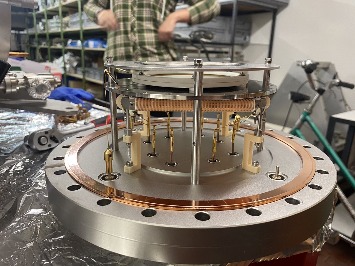 Got a LAWATAP incl. detector donated from <a href="/imec_int/">imec</a>. Will be put into our FIM to teach #atomprobe detector readouts to anyone coming to our APT schools. Thanks heaps!