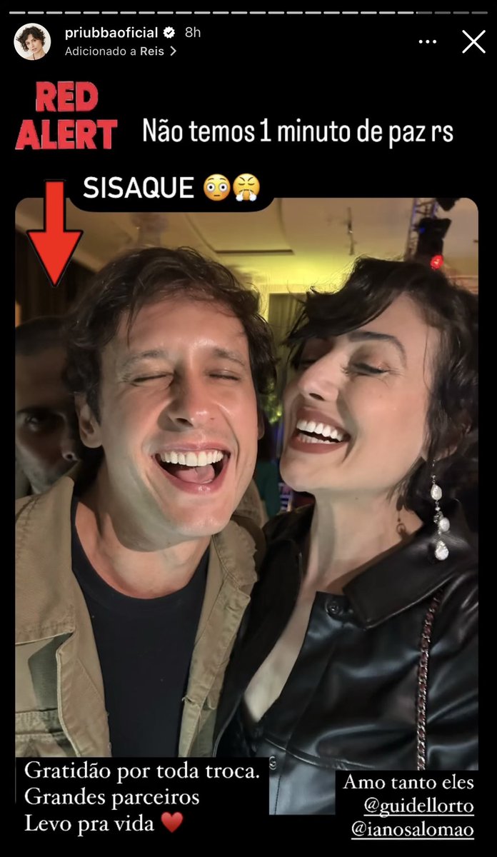dan_ificada10's tweet photo. O Guilherme com a cara de quem já bebeu todas e pensando "graças a Deus, não tenho mais que gravar essa bomba, to de saco cheio de Salomão" kkkkkkk #SérieReis #GuiDellorto #PriUbba https://t.co/rPgWN02BDE