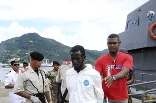 Beyond piracy, #Seychelles sets an example for #maritimesecurity. Learn why others should follow suit and the international support needed for regional stability in this @WarOnTheRocks article with @c_bueger and Ryan Adeline #RegionalCooperation #SeychellesRoleModel
