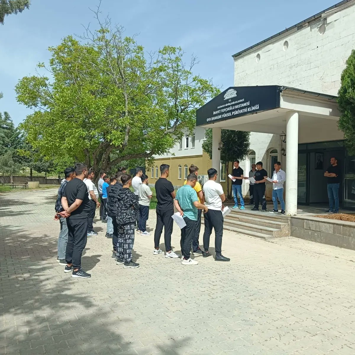 🎉 Bugün, 23 Nisan Ulusal Egemenlik ve Çocuk Bayramı'nı kutluyoruz! Bu özel günde, tüm çocukların hakları, özgürlükleri ve mutlulukları için mücadele etmeye devam ediyoruz. 
🌟 #23Nisan #ÇocukBayramı #SağlıklıGelecek #Bağımlılıklamücadele