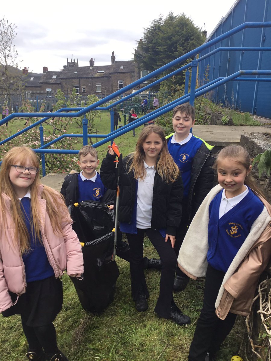 stjosephskly's tweet photo. #BirchClass leading by example on their ‘Social Day’ - picking up litter around school and our community! 🗑️♻️ @bcw_cat #SocialDay #CatholicEd https://t.co/q1g2AHFVzs