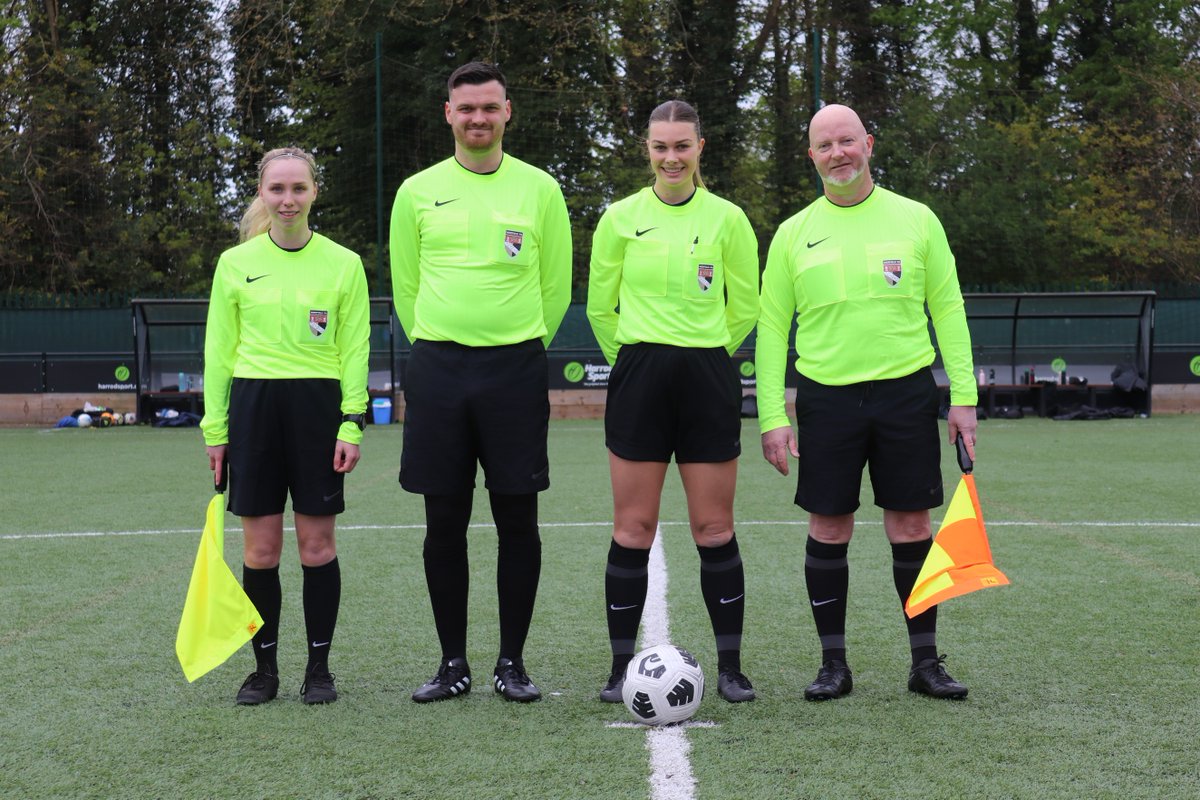 The Match Officials from the Norfolk #U16sGirlsCup Final 2024.

Referee: Alice Parker
Assistant Referees: Paul Gibson & Megan O’Connor
Fourth Official: Lewis Church

📸 @Cyan_Rose

@NCFARefereeing #NorfolkFootball ⚽️🏆