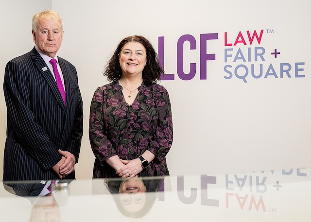 Leading Yorkshire law firm, LCF Law has announced that managing partner Simon Stell, who has led the firm for almost 30 years, is to step down from the role with partner and disputes specialist, Ragan Montgomery. #hdcc #harrogate #business loom.ly/Za-aQRI