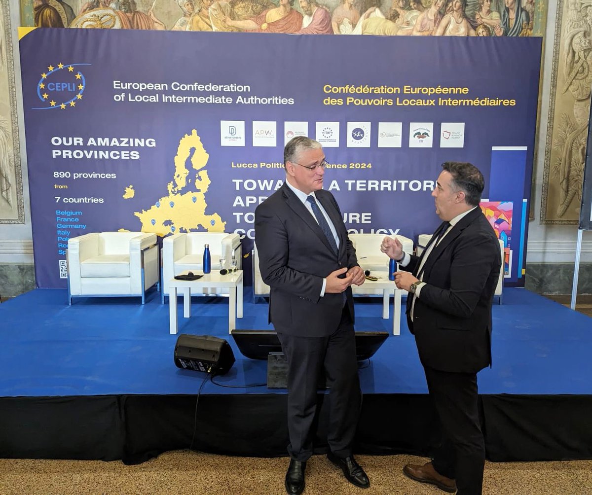 DeputacionOU's tweet image. Jorge Pumar asiste á conferencia política da Confederación Europea de Autoridades Intermedias.

depourense.gal/index.php/actu…