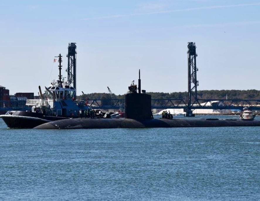 USS Greeneville (SSN 772) Los Angeles-class Flight III 688i (Improved) attack submarine leaving Portsmouth Naval Shipyard - April 9, 2024 #usscheyenne #ssn773 SRC: INST- portsmouth_naval_shipyard