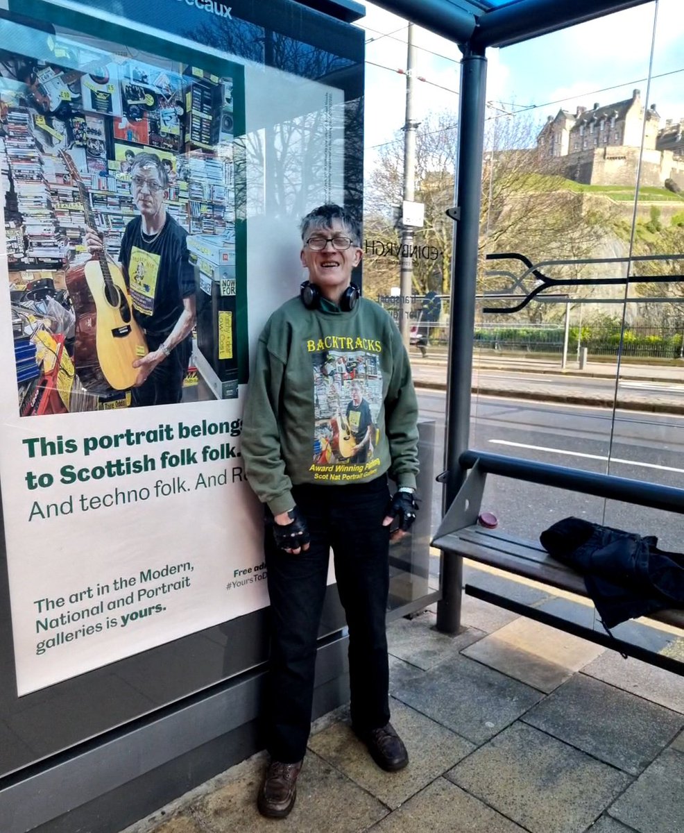 BacktracksEdin's tweet photo. #Tommy
#busshelter #art #portrait #dog #Backtracks #artgallery #Scotland #shihtzu #dj #musicshop #easterroad #princesstreet #edinburghcastle #Haymarket https://t.co/aTdV0fYfAa