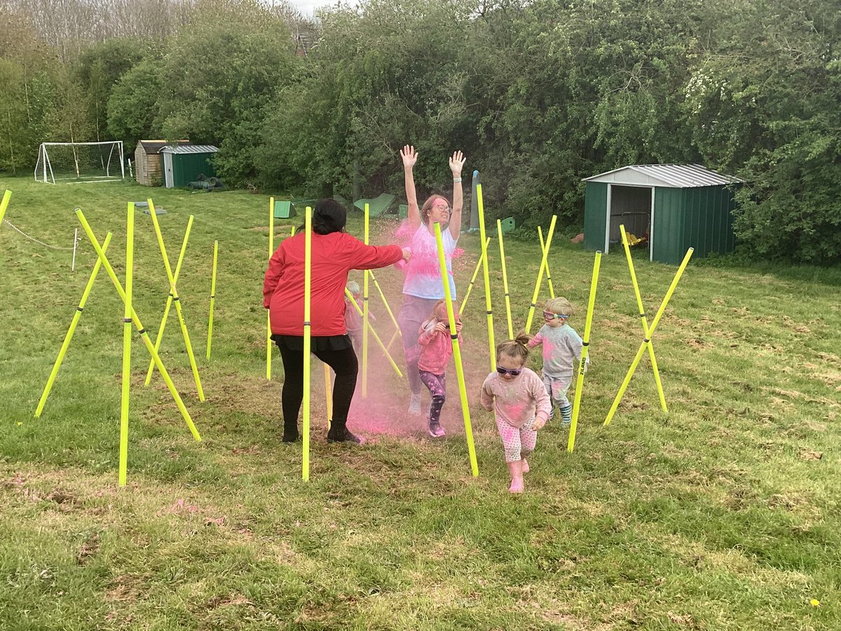 #joeyscolourrun #joeyspe.   The staff enjoyed it just as much as the children!  @stjs_staveley @ShapeLearning