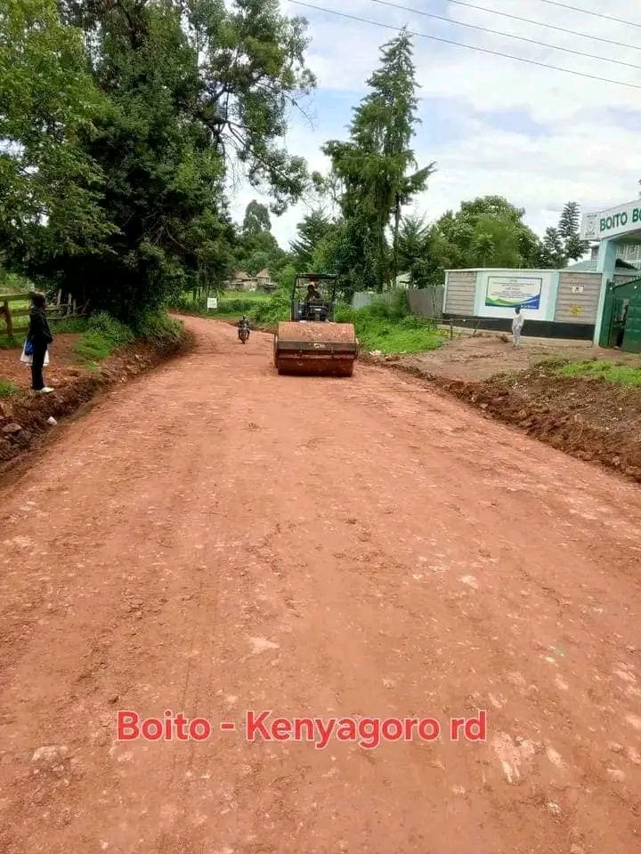 LennyBrighton1's tweet photo. KONOIN ROADS UPDATE 
Boito - Kenyagoro road has been finalized and now awaiting culverting and drainage work.
#TuwasilianeKwaMaendeleo 
Lapaa Taa https://t.co/6z8YgpRHCa