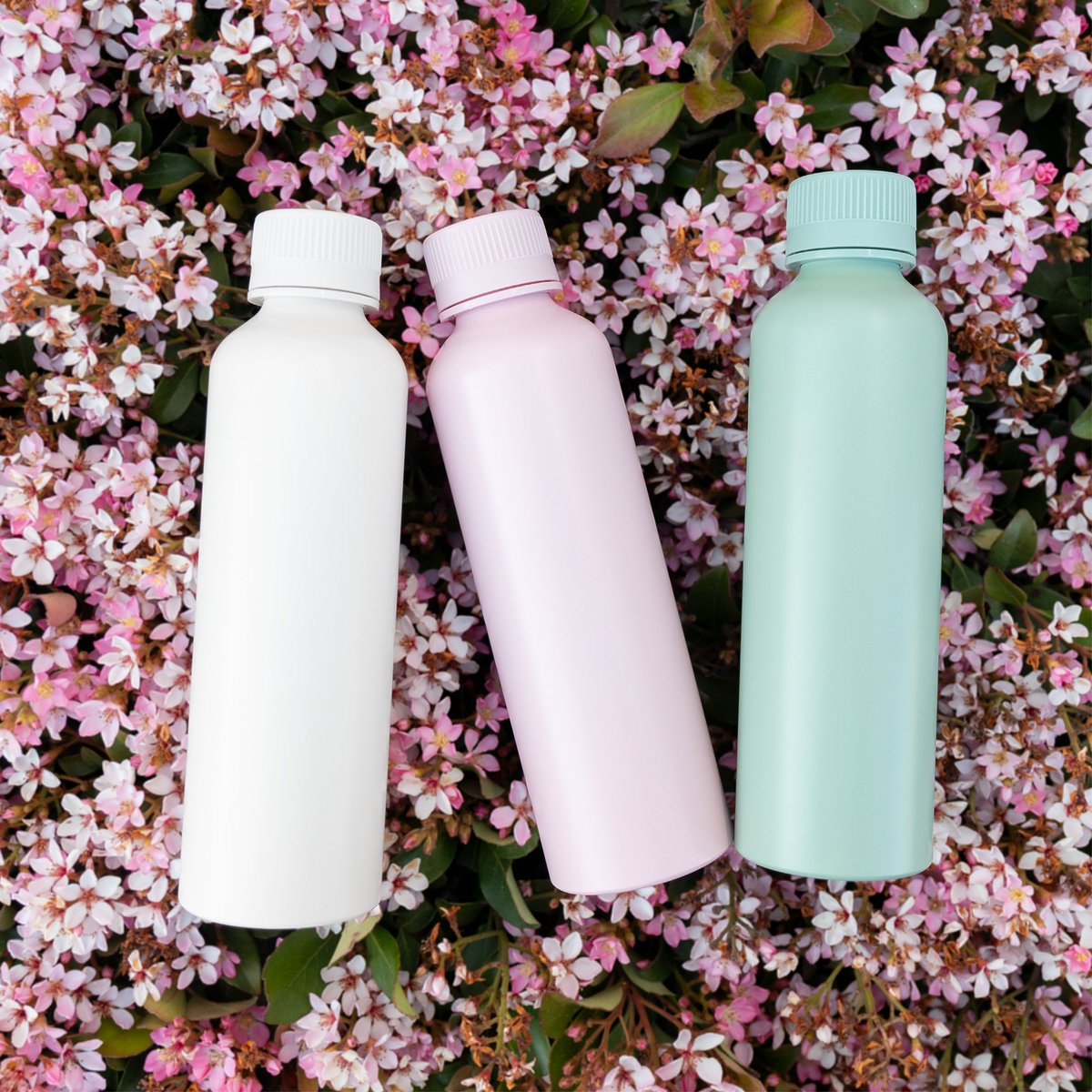 🌷 Colors for every season! 🌷 The new 20.9 oz london! It's a single-wall aluminum bottle with a matching threaded lid and is available in 12 colors!
.
#spring #drinkware #promo #promoproducts #promotionaldrinkware #promosupplier #yorubrandhere #yourlogohere #waterbottle