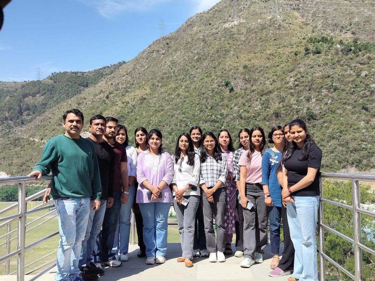 Dr. Prasad Kasturi @prasad_kasturi  conducted a 'One Day Workshop on 'Working with Worms' ' under the SERB Scientific Social Responsibility (SSR) Policy @serbonline in SBB on 23/04/24.
The students from SPU, HP were shown basic C. elegans techniques, worm genetics and transgenics