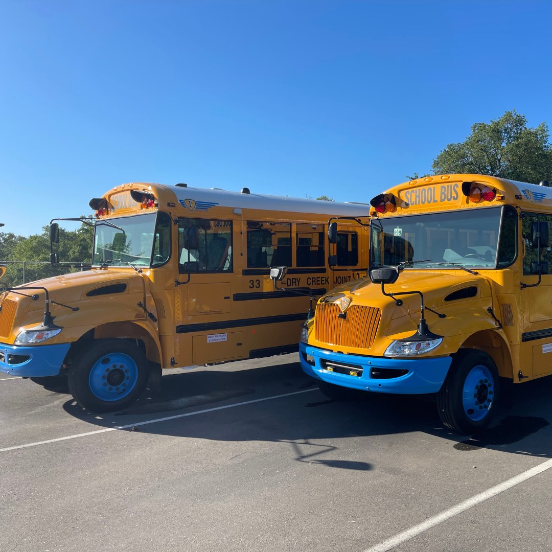 🚌Introducing the newest members of the Dry Creek Transportation fleet! Two new state-of-the-art electric buses will roll out beginning the 24-25 school year! The best part is after the federal grant process, Dry Creek stands to have zero out-of-pocket expenses! #DCJESDPROUD