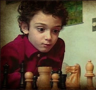 emrehasgulec's tweet photo. 23 Nisan vesilesiyle paylaşayım, bu çocukları tanıyabildiniz mi? https://t.co/YSDXHqftV2