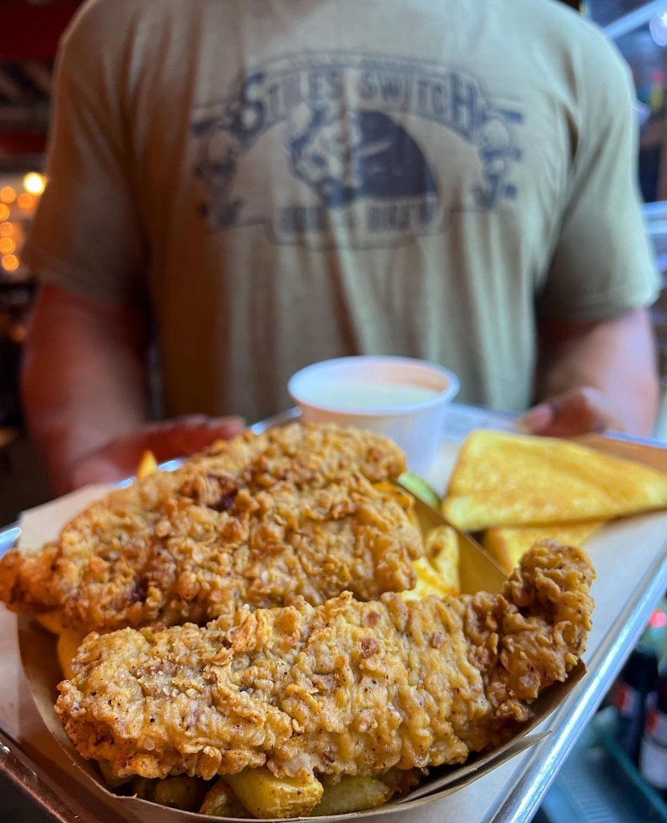 #Tuesday The Chicken Fried Steak Finger Basket is leading the charge on our Daily Specials board this week. Served w a side of Cream Gravy, Texas Toast, and Hawg Rub Seasoned Fries. #TexasBBQ #BBQ #AustinTexas #ATX #SmokedMeats #AustinEats #Barbecue #AustinBBQ #ChickenFriedSteak