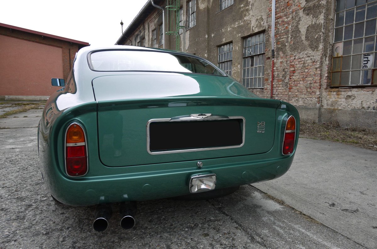 Restauration Aston Martin DB6 (1970)