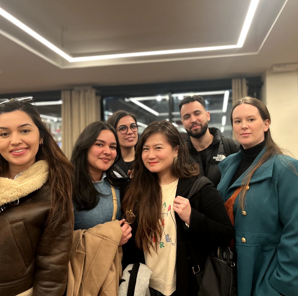 Revivez avec nous les moments forts de notre KS de printemps qui a eu lieu hier au théâtre Lucernaire. Des idées inspirantes dans un lieu empreint d'art et de culture  🎭  💙 
Et pour clore cette soirée en beauté, un moment de convivialité 100% #velvettouch. 🥂