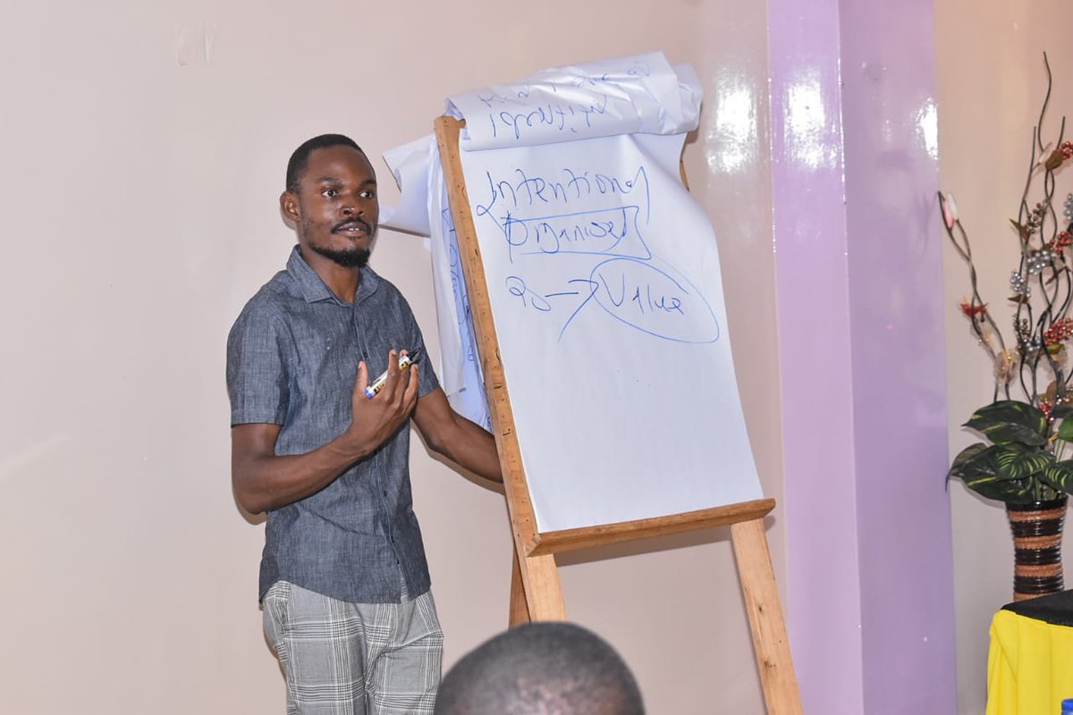 It's been 2 days training on advocacy, PP and meaningful involvement in Bungoma. My normal life involves speaking on how #NCDs should be made a priority in #Kenya @ncdalliance @DNCDA @Novartis @NCDIpoverty @AfricanNCDsNet @eancdalliance @NCDAllianceKe