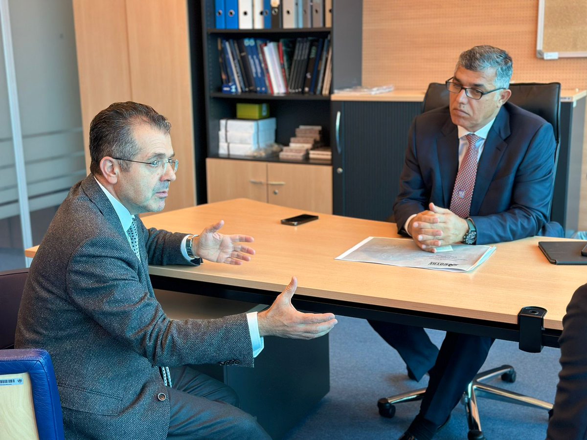 Cenevre’de Dünya Meteoroloji Örgütü Başkanı Sn. Dr. Abdulla Al Mandous ve Genel Sekreter Prof. Celeste Saulo ile bir araya geldik. Yeni görevlerinde başarılar dilediğimiz Sn. Mandous ve Sn. Saulo ile önümüzdeki sürece dair fikir alışverişinde bulunduk.