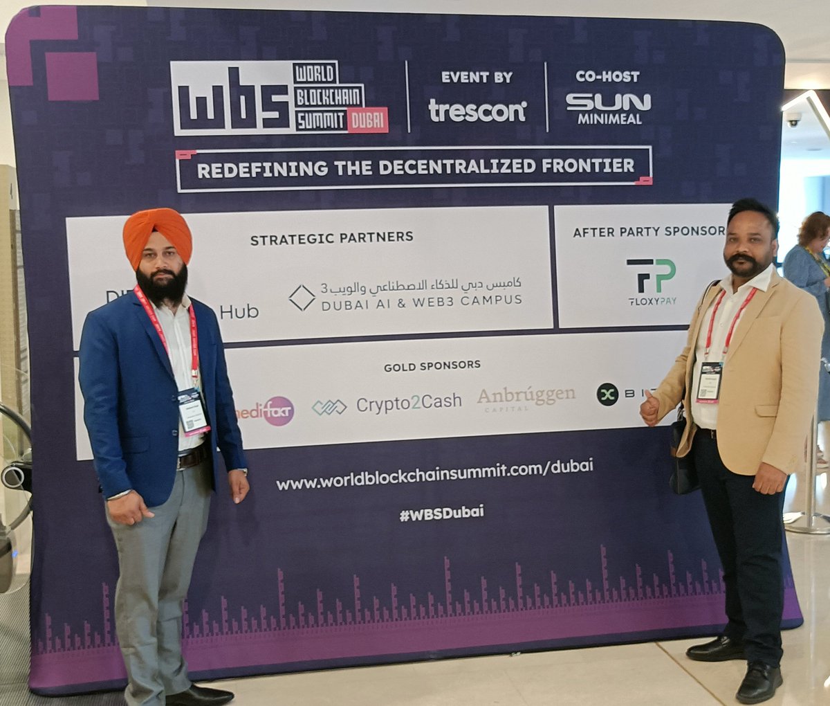 Immanentians's tweet photo. 𝐆𝐞𝐧𝐭𝐥𝐞 𝐫𝐞𝐦𝐢𝐧𝐝𝐞𝐫! 

We're at the #WorldBlockchainSummit, the leading blockchain event taking place right now at the JW Marriott Hotel Marina. Come and meet the @Immanentians team. We'd love to connect with fellow industry experts and dive deep into the future of Web3 https://t.co/sBjWQ5TqH7