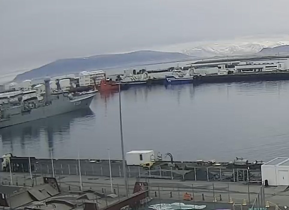 WarshipCam's tweet photo. Royal Danish Navy HDMS Triton (F358) Thetis-class frigate in Reykjavik, Iceland - April 23, 2024 #hdmstriton #f358
SRC: webcam https://t.co/Roj6BHsWQb
