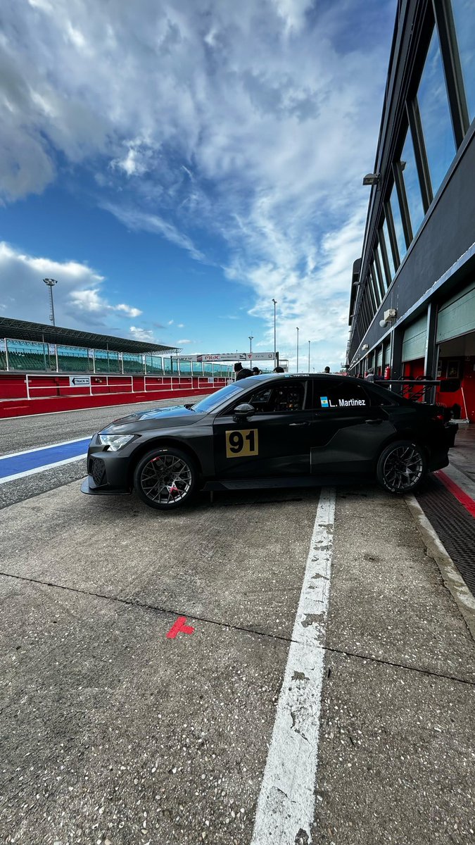 Lucianomzrtinez's tweet photo. Ayer probamos en Misano junto a mi equipo #scuderiabuell de cara a la primera fecha de @TCRItaly ! Nos fuimos con buenos resultados y con ganas que empiece la temporada 💪🏻 https://t.co/S8zOAXK6kO