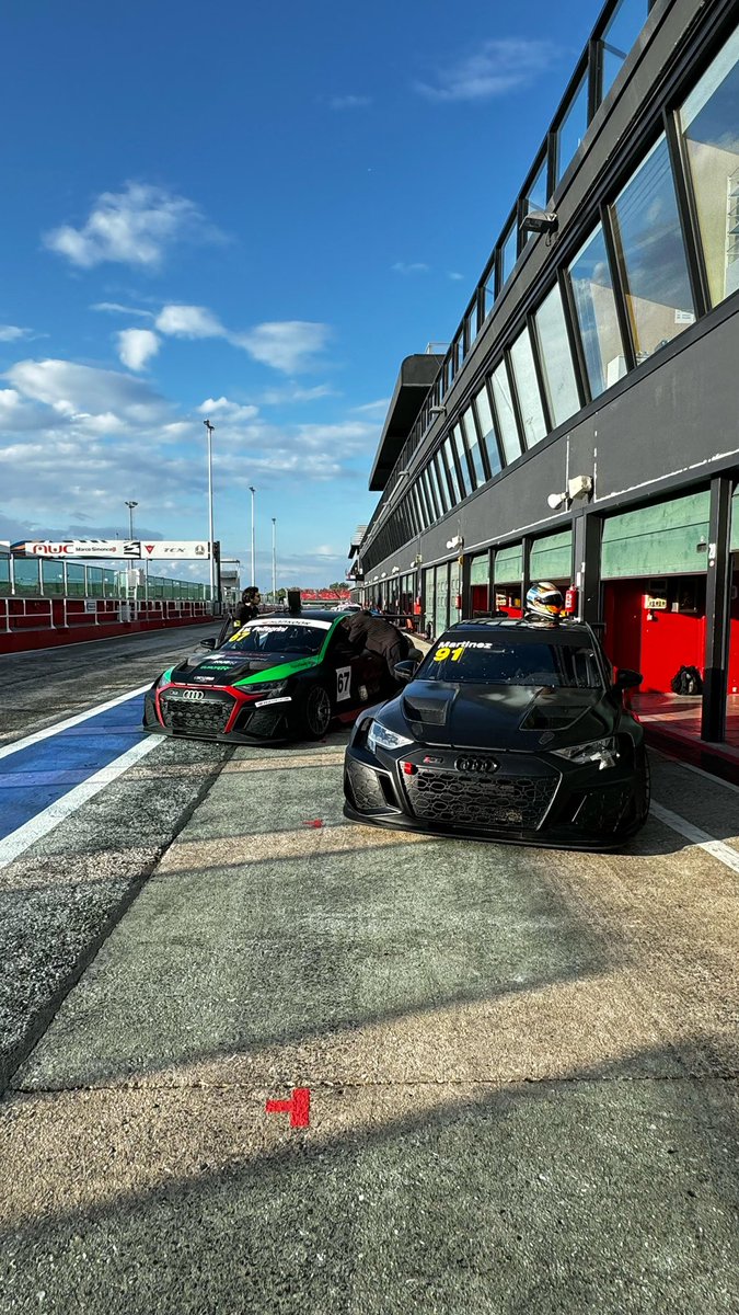 Lucianomzrtinez's tweet photo. Ayer probamos en Misano junto a mi equipo #scuderiabuell de cara a la primera fecha de @TCRItaly ! Nos fuimos con buenos resultados y con ganas que empiece la temporada 💪🏻 https://t.co/S8zOAXK6kO