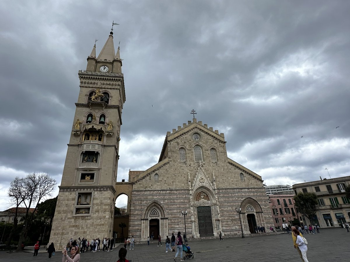 Diomo di Messina, #Sicily, #Italy, #Mediterranean youtube.com/shorts/v4mTlnS… via @YouTube