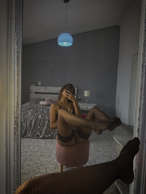 Sometimes I feel like I need someone to make them eat my breakfast in the morning! ☺️ https://t.co/W