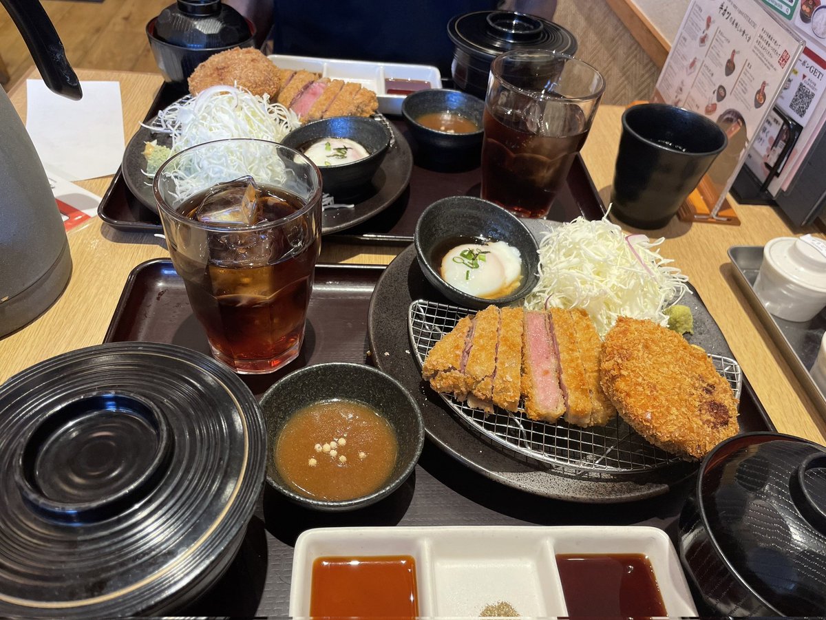 tetsu001110's tweet photo. 彼女の誕生日に広島行ってきた✌️

美味しいもの沢山食べて
幸せな時間を過ごせました！
(*˘︶˘*).｡.:*♡
もっと一緒にいたかったけど
もう少しの辛抱(*  ˊ꒳ˋ*)

改めて誕生日おめでと❤ https://t.co/M0gWtCZzsf
