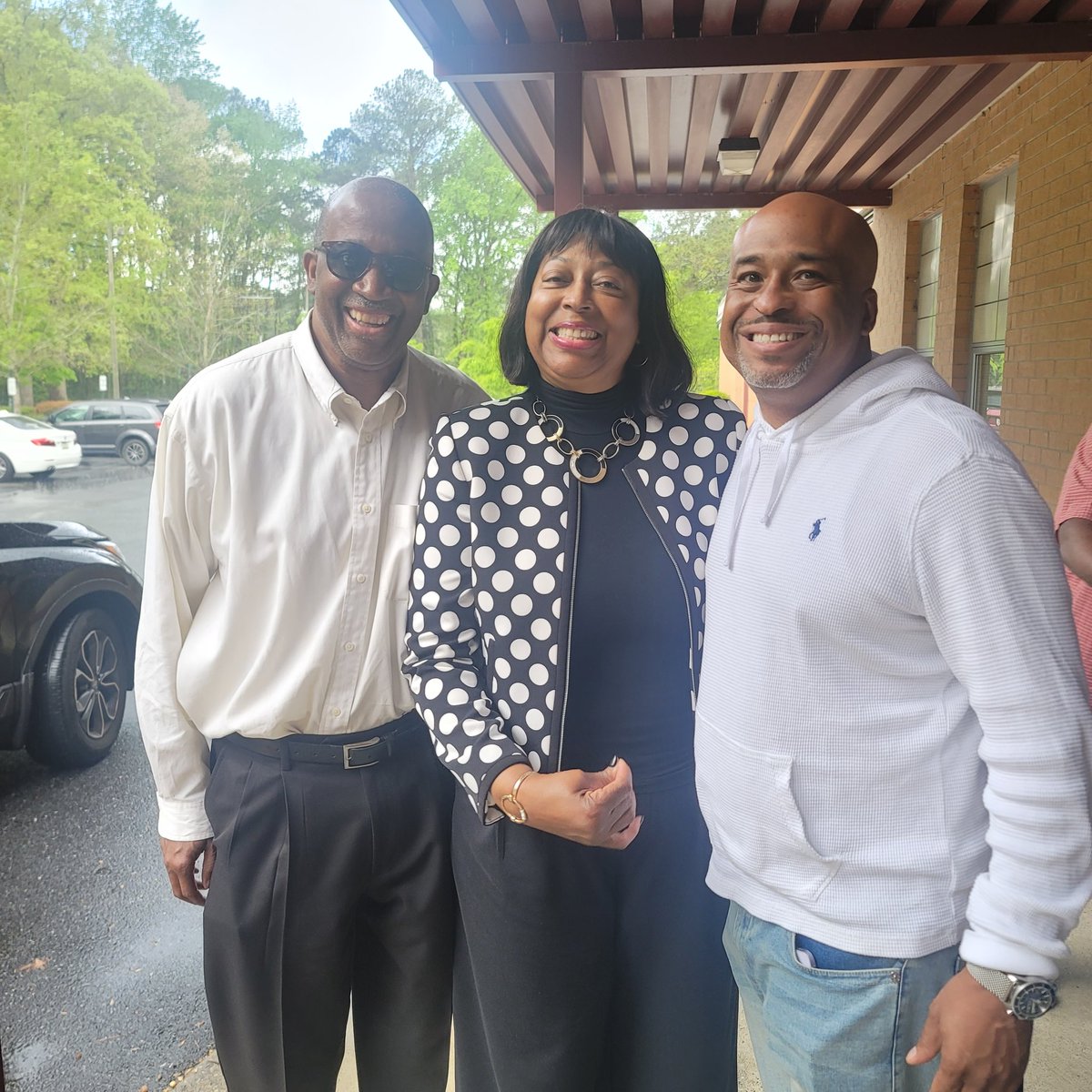 Usher-Collier ROAR tweet media