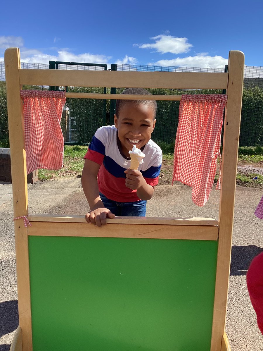 mbnursery15318's tweet photo. π¦βοΈ Step into our ice cream parlor! From scooping imaginary flavours to serving up smiles, we are dishing out fun in the sun. Role-playing posters teamwork, communication and sprinkles of imagination! Whoβs ready for a scoop? ππ¨ #OutdoorPlay #SweetFun @MBDeputyHead @MillbrookP https://t.co/RBVtQarlJb