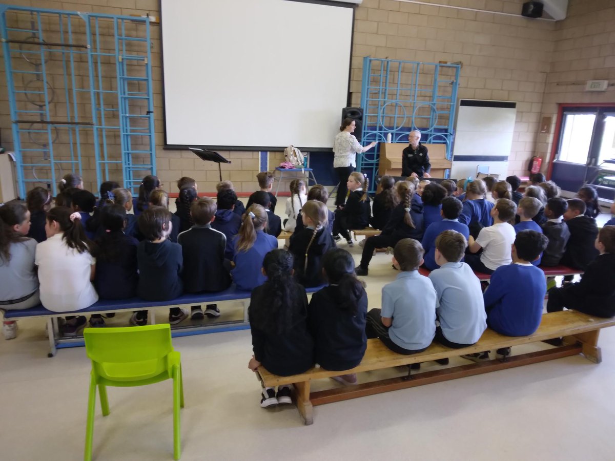 ‘A great morning <a href="/Bedford/">John</a> Primary with @Ex Cathedra preparing for our ‘Sing for Sefton’ performances at The Atkinson in June. Well done everyone!’

🙂🎶