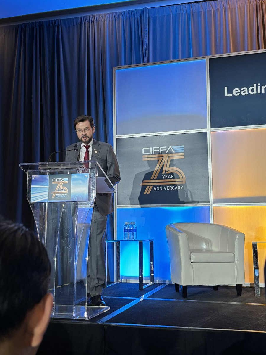 AfAExecDirector's tweet photo. The @CIFFAInc conference is underway in #Toronto. Lots of #forwarders here to find solutions for industry change and improvement. https://t.co/nPf7IgBDQW