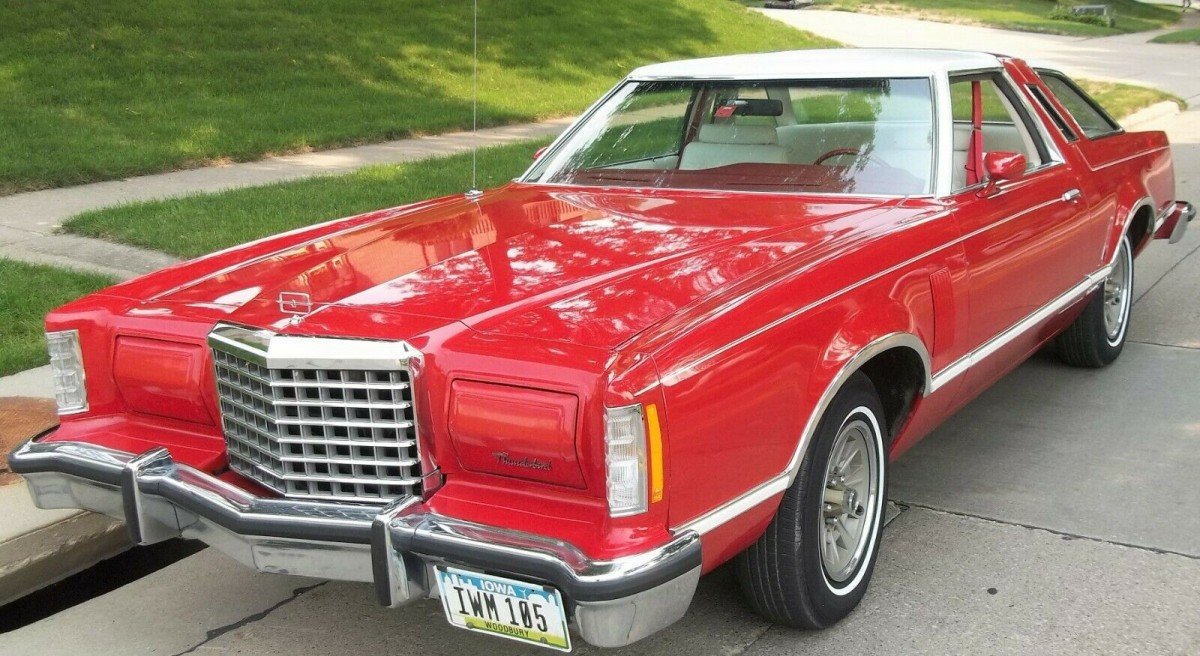 Chris Hadfield tweet media