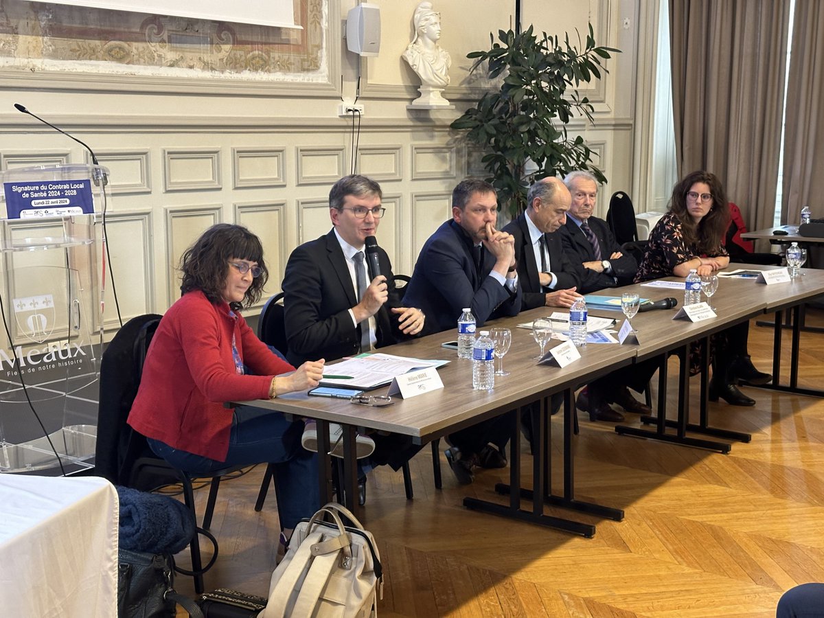 GHEF_77's tweet photo. 📢 ACTU | 𝗦𝗶𝗴𝗻𝗮𝘁𝘂𝗿𝗲 𝗱𝘂 𝗖𝗼𝗻𝘁𝗿𝗮𝘁 𝗟𝗼𝗰𝗮𝗹 𝗱𝗲 𝗦𝗮𝗻𝘁𝗲́ 𝗱𝘂 𝗧𝗲𝗿𝗿𝗶𝘁𝗼𝗶𝗿𝗲 𝗠𝗲𝗹𝗱𝗼𝗶𝘀

Le GHEF participera à plusieurs chantiers, dont la santé mentale et la périnatalité. ‍⚕

@Jerome_Goeminne @Villedemeaux @ARS_IDF https://t.co/UOJcR0TysB