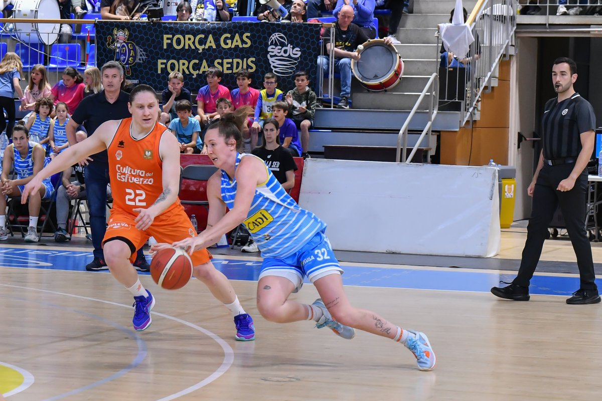 Galería de Fotos: #LFEndesa Jornada 30
Cadí La Seu - Valencia B.C. 
<a href="/sedisbasquet/">AE Sedis Bàsquet</a> <a href="/valenciabasket/">Valencia Basket Club</a> 

Fotos 👉 flic.kr/s/aHBqjBnreU