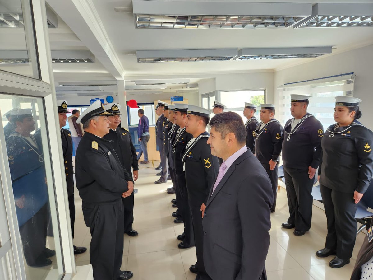 DGTM_Chile's tweet photo. En el marco de su visita a la jurisdicción de la Gobernación Marítima de #Talcahuano, el #Directemar realizó una revista a la Capitanía de Puerto de #Lebu y Alcaldía de Mar de #IslaMocha, oportunidad en la que compartió con las dotaciones.

#AutoridadMarítima
@Armada_Chile https://t.co/t4PPefWTSY