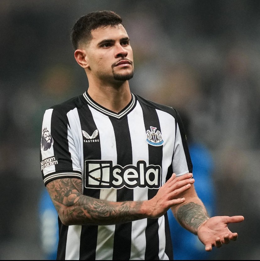 PPltransfers's tweet photo. 🚨 Arsenal and Manchester City are both considering a move to sign Newcastle midfielder Bruno Guimarães this summer. #Arsenal🔴 #MCFC🔵 #NUFC⚫️ 

(Source: @SamJDean) https://t.co/CkUAXf8aQR