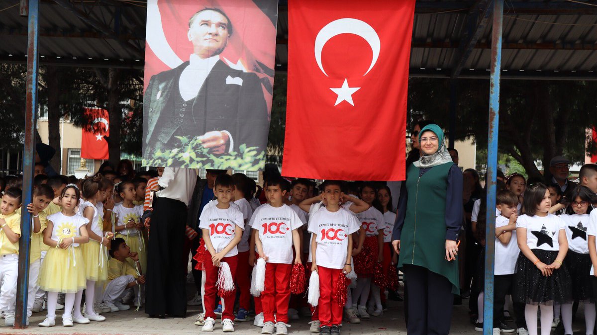 23 Nisan Ulusal Egemenlik ve Çocuk Bayramımız Kutlu Olsun 🇹🇷🇹🇷🇹🇷
<a href="/Aydin_MEM/">Aydın İl Millî Eğitim Müdürlüğü</a> <a href="/ekicis20/">Süleyman EKİCİ</a> <a href="/AydinMemArge/">Aydın İl Mem Ar-Ge</a> <a href="/cemalagirol/">Cemal</a> <a href="/TCKarpuzlu/">Karpuzlu Kaymakamlığı</a>